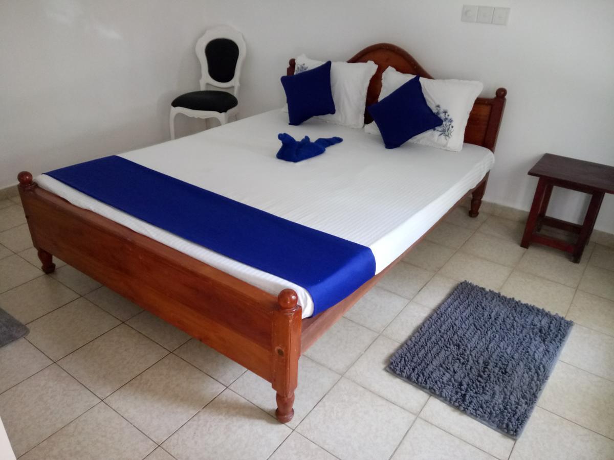 نيجومبو Oasis Beach Hotel المظهر الخارجي الصورة