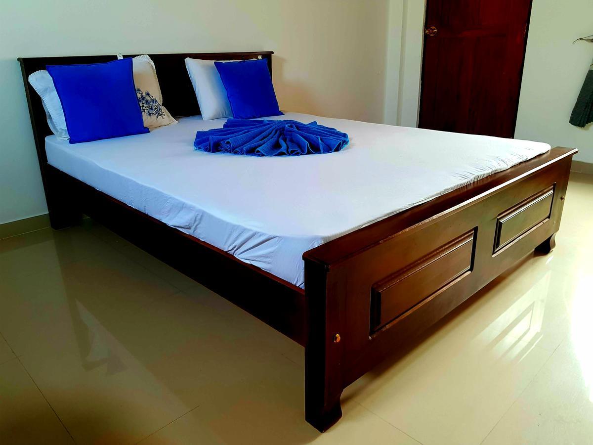 نيجومبو Oasis Beach Hotel المظهر الخارجي الصورة
