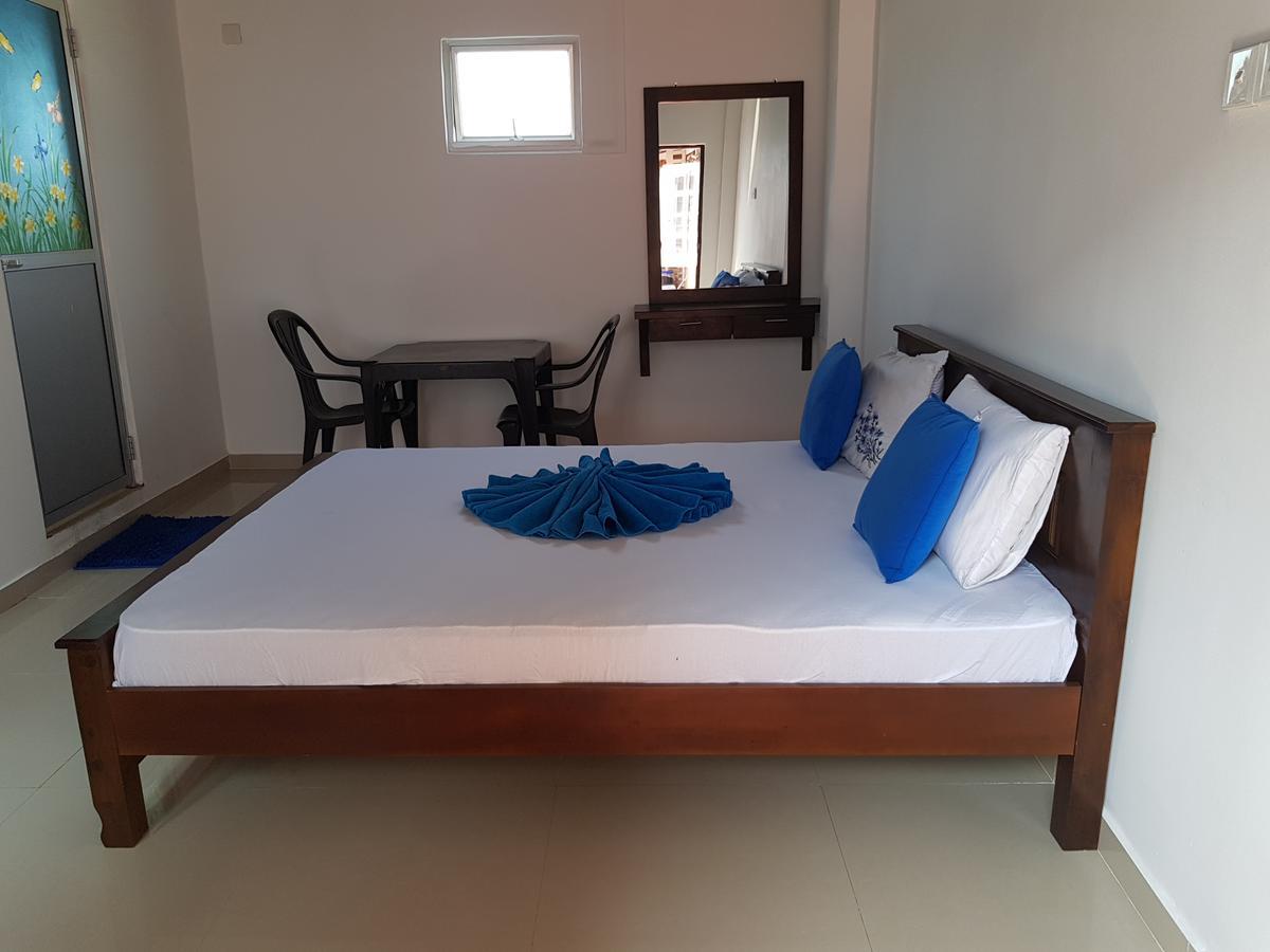 نيجومبو Oasis Beach Hotel المظهر الخارجي الصورة